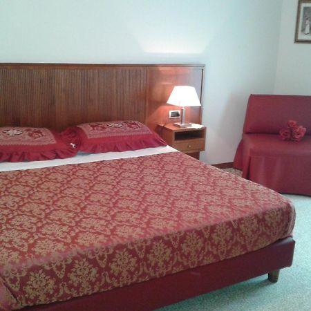 Hotel Nappo San Marzano sul Sarno Room photo